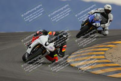 media/Jan-14-2023-SoCal Trackdays (Sat) [[497694156f]]/Turn 12 (120pm)/